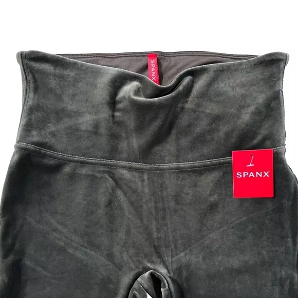 Spanx Dark Palm Green Soft Velvet Leggings Pants Size Small Nwt - Picture 12 of 16